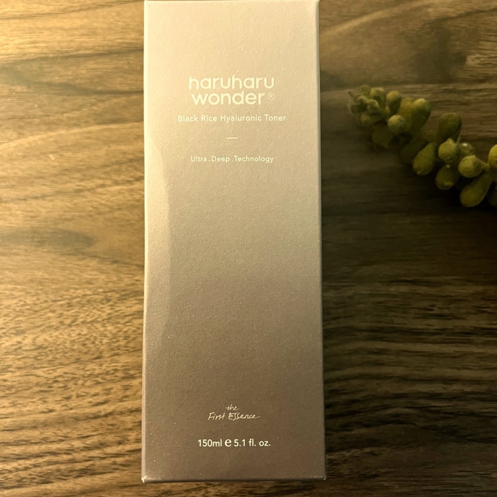 Haruharu Wonder Black Rice Hylauronic Toner
